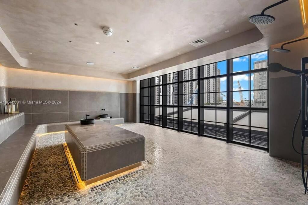 601 Residences High Floor 1br Downtown * Miami