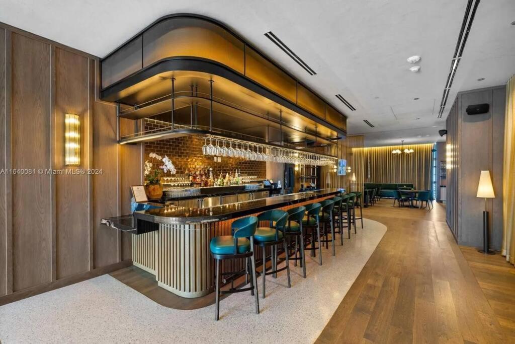 601 Residences High Floor 1br Downtown * Miami
