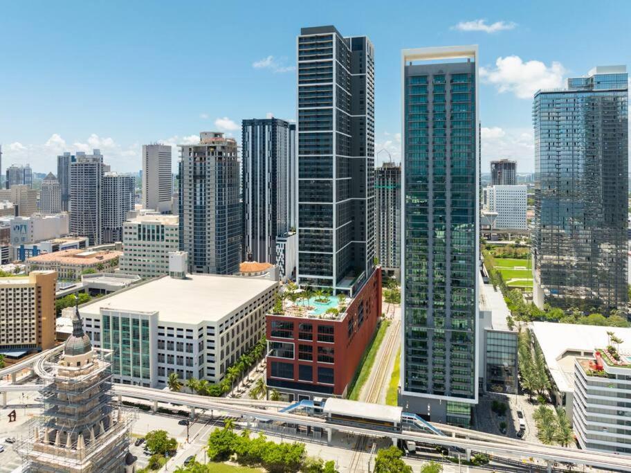 601 Residences High Floor 1br Downtown Apartment