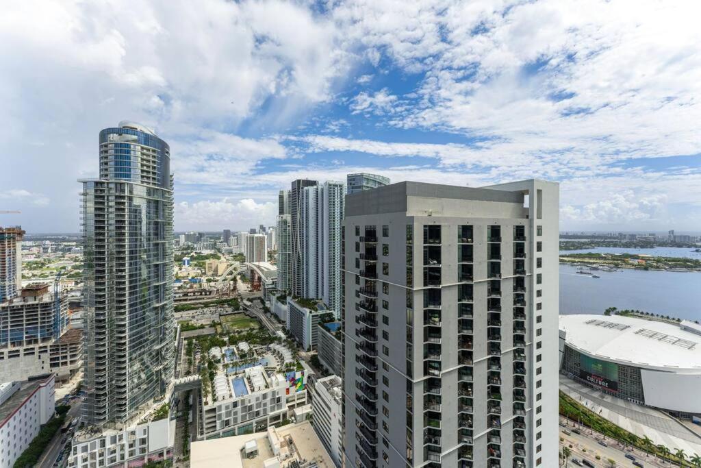 601 Residences High Floor 1br Downtown